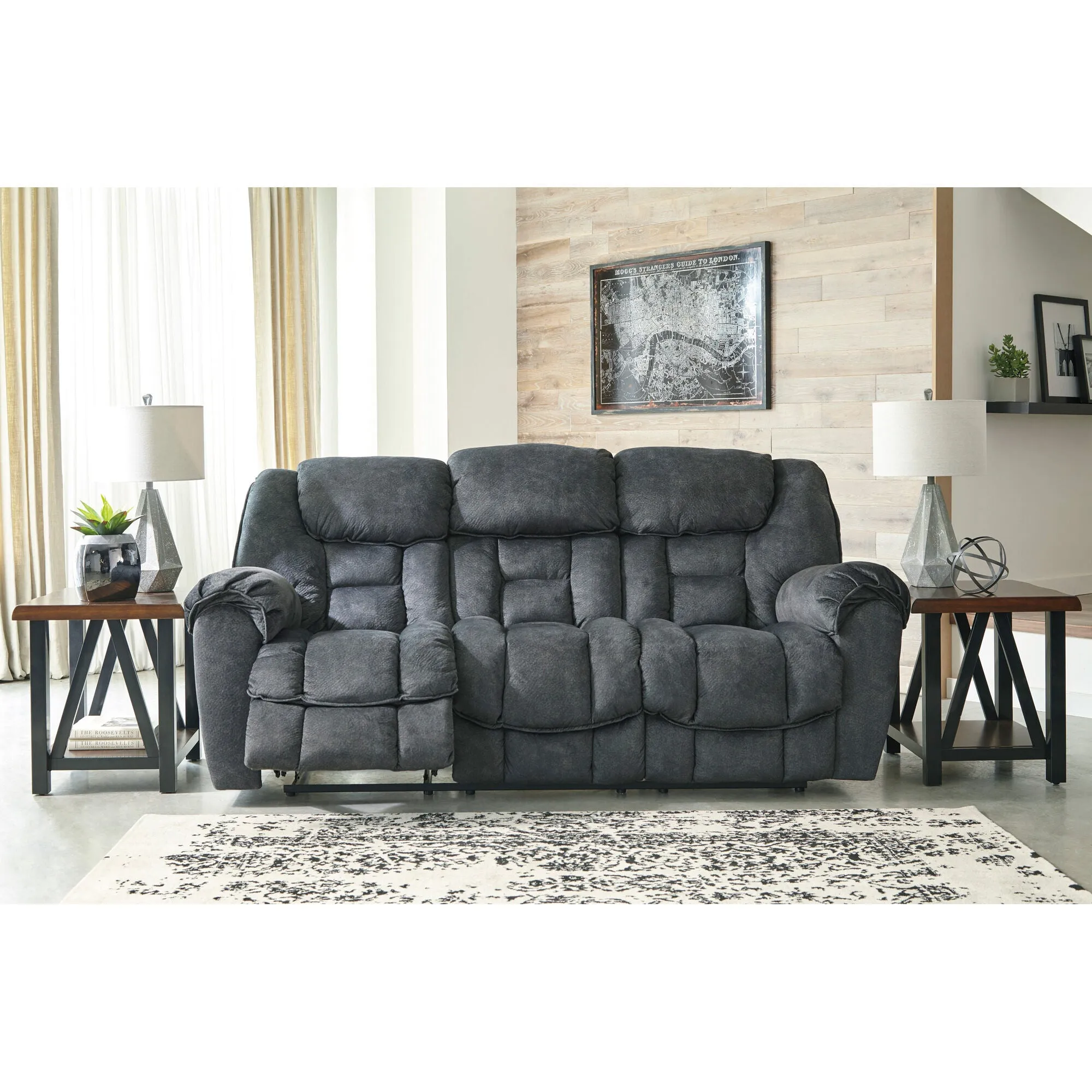 Capehorn Reclining Sofa