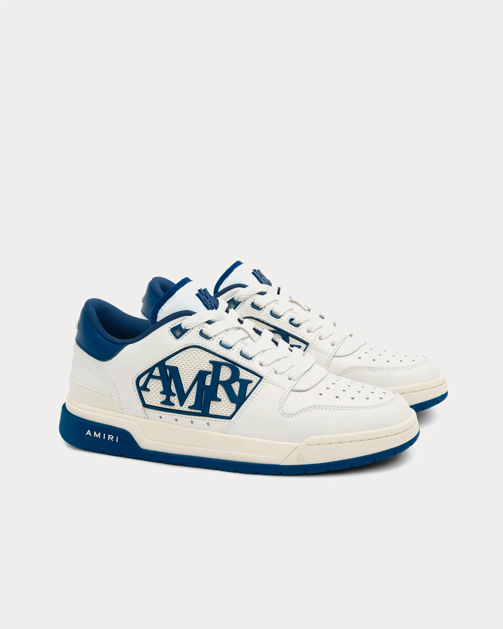 Classic White / Navy Low Top Sneakers
