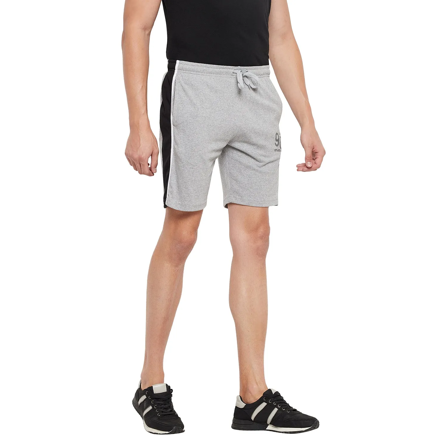 Duke Stardust Men Regular Shorts (LF5968)