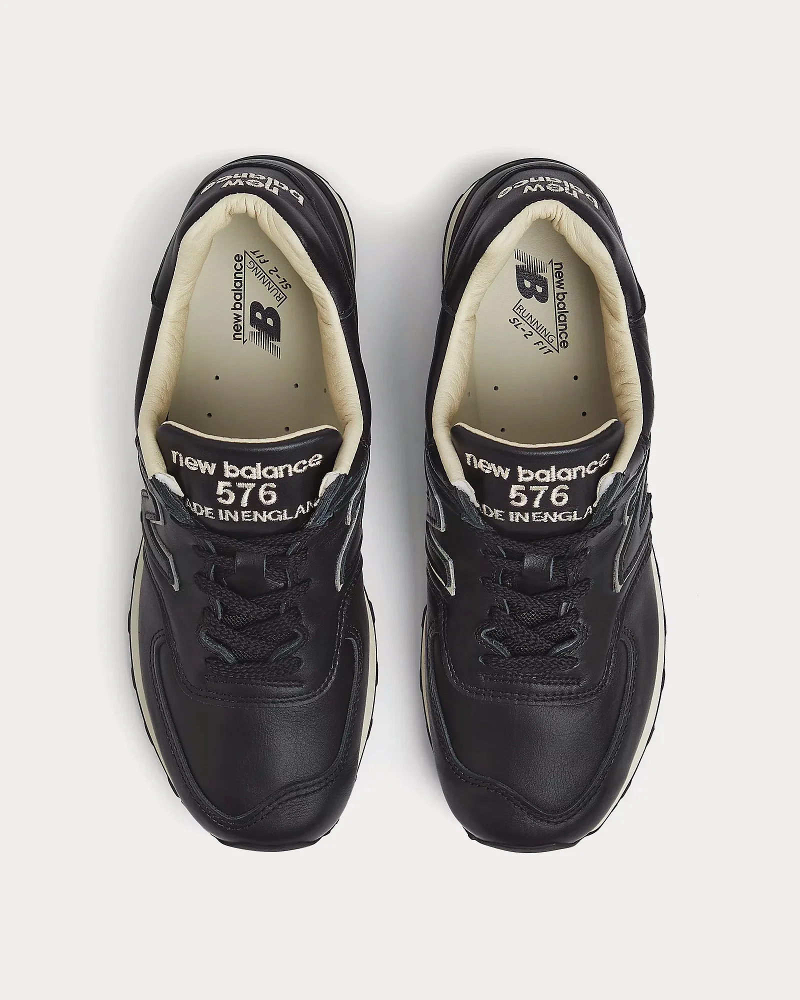 MADE in UK 576 Black / Cement Low Top Sneakers