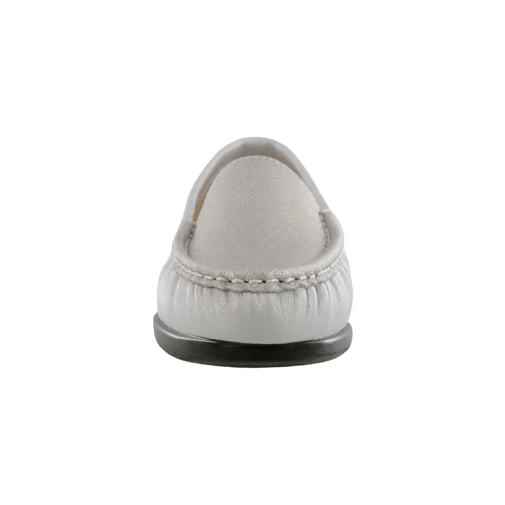 SAS Simplify Loafer Silver Cloud Leather (Women's)