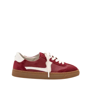 Tennis shoes in wine x pure white leather